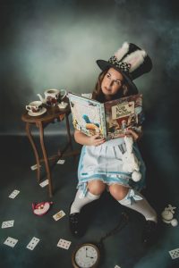 wonderland-alice-livre
